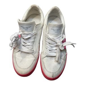 Off White canvas sneakers Fuchsia size 38